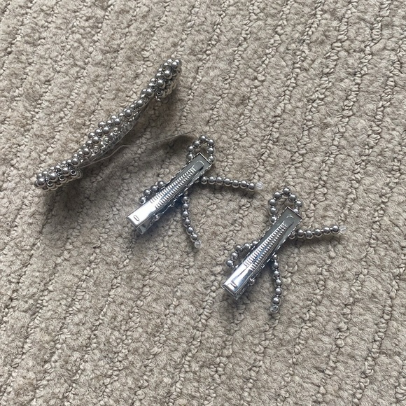 Beaded Hair Clips Set, 3 piece - Picture 5 of 5